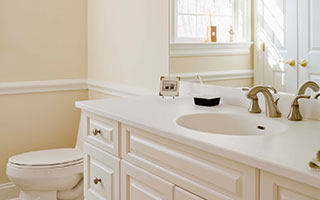 Golden Home Builders, Inc. Bathroom & Refinishing Gallery Item